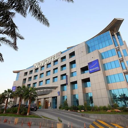 Novotel Dammam Business Park Exterior foto