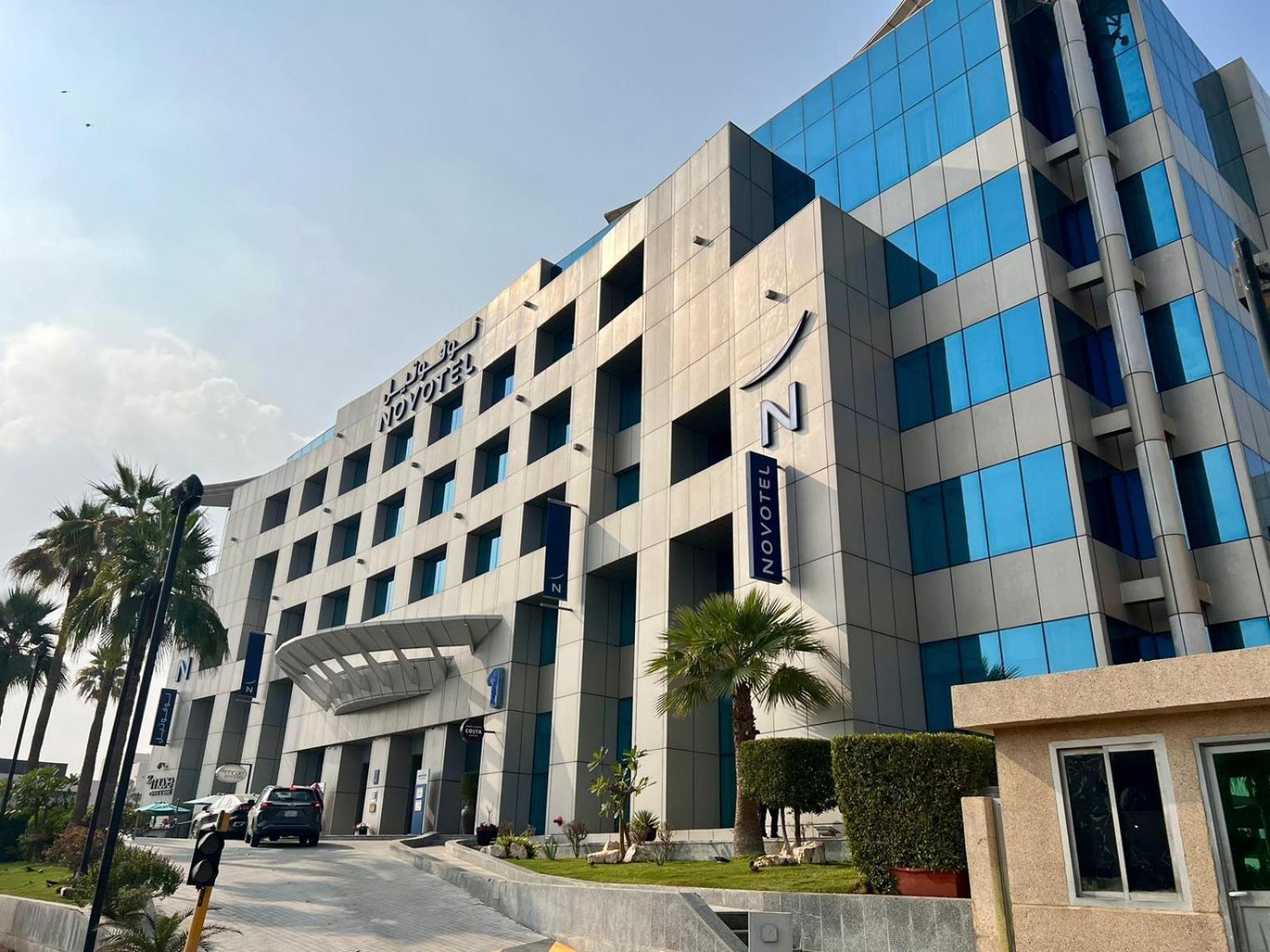 Novotel Dammam Business Park Exterior foto